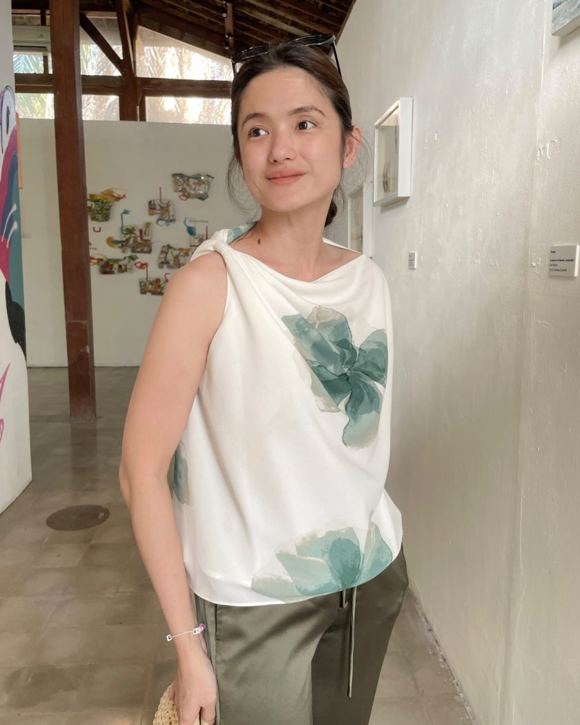 Alix Floral Blouse - Image 2